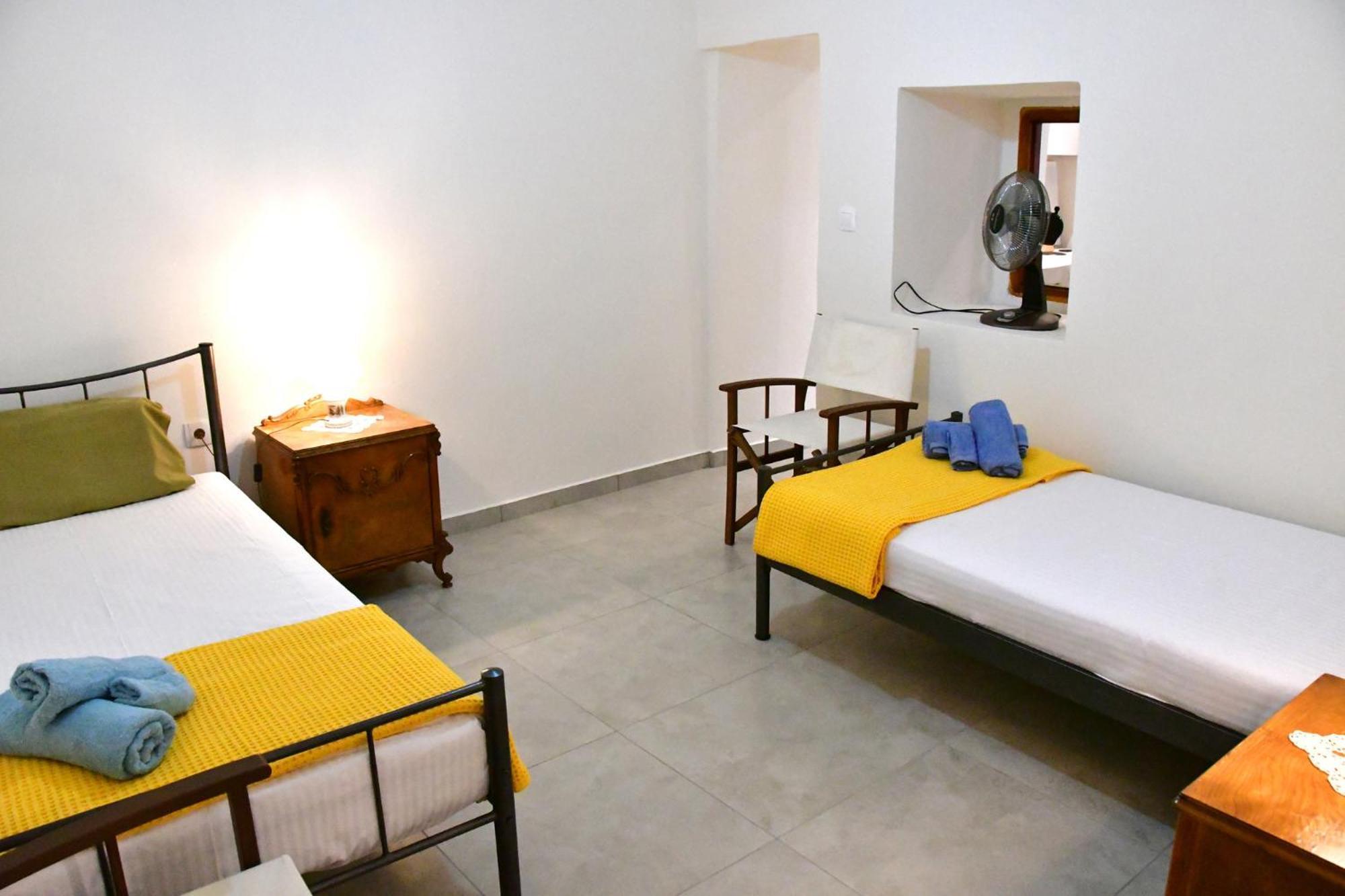 Ferienwohnung Αρχοντικό Σπίτι Στην Αίγινα Exterior foto